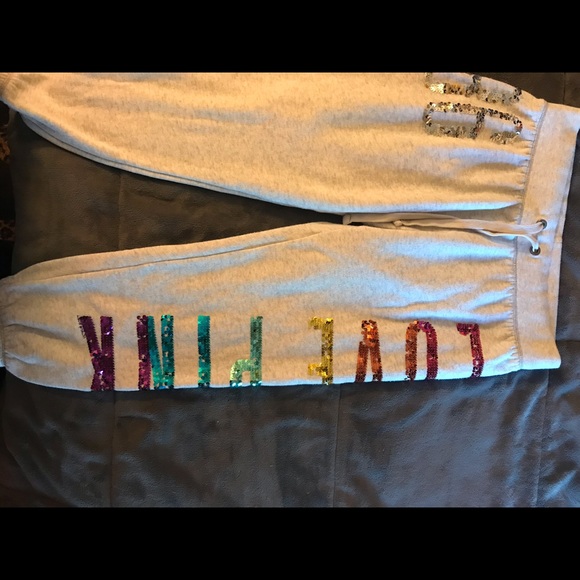 Victoria secret Joggers - Picture 4 of 7